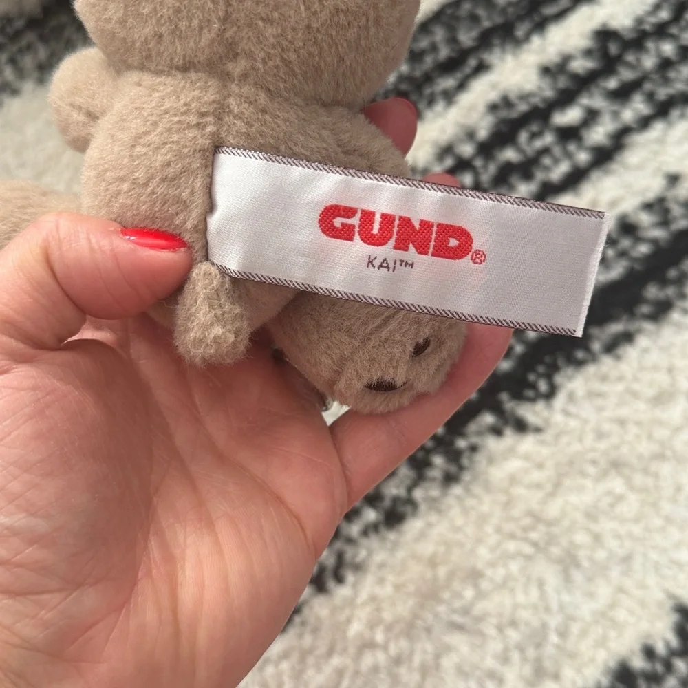 Gund Tan Teddy Bear Plush with bag clip Clip - Picture 2 of 5
